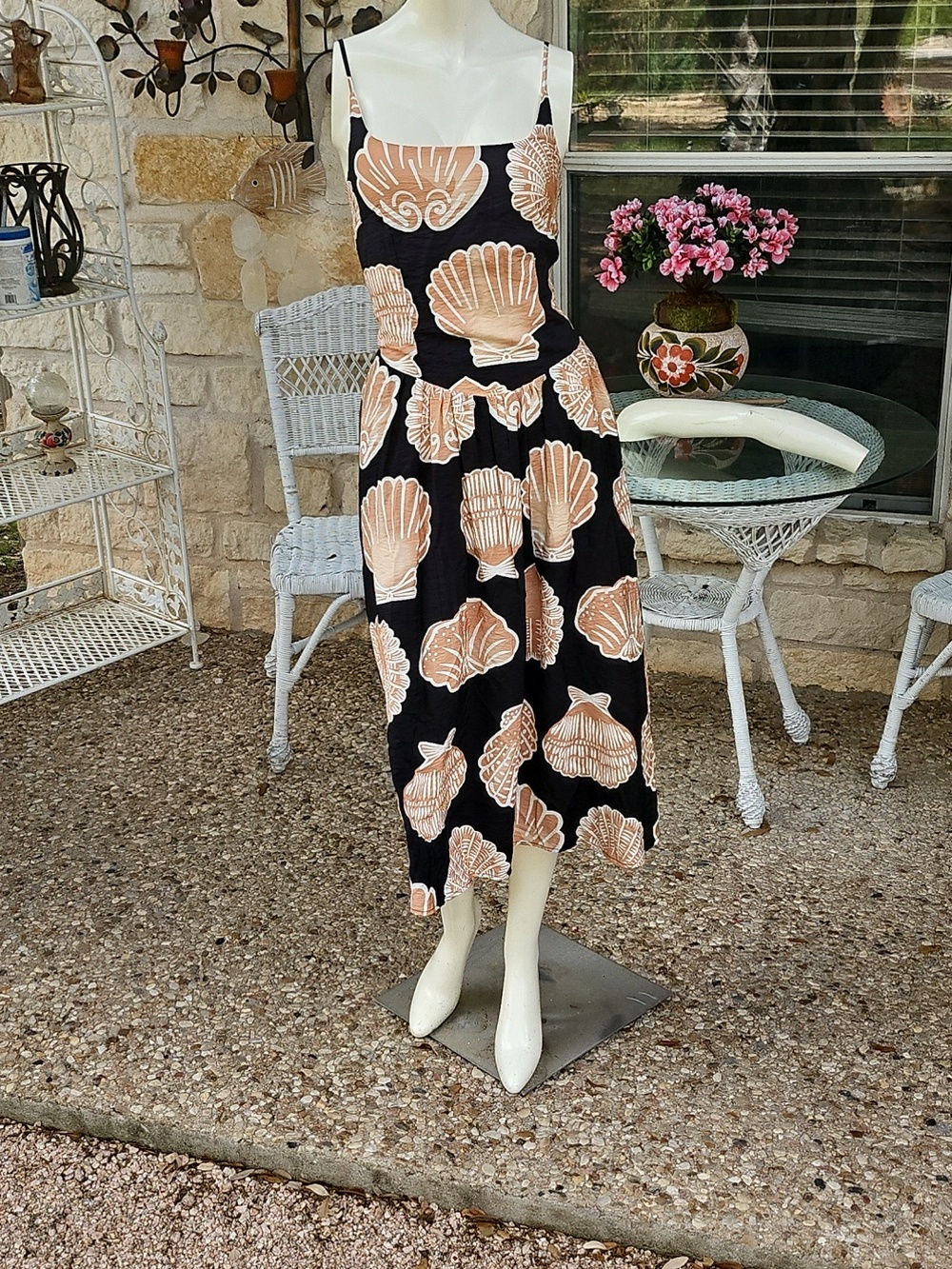 New Tag Fab'rik Amber Floral Smocked Back Black Dress with Rust Shell Print S-M